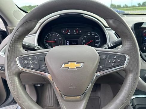Used 2024 Chevrolet Malibu LT FWD image 36