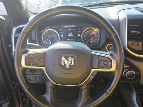 Used 2022 RAM 1500 Big Horn AWD/4WD image 10