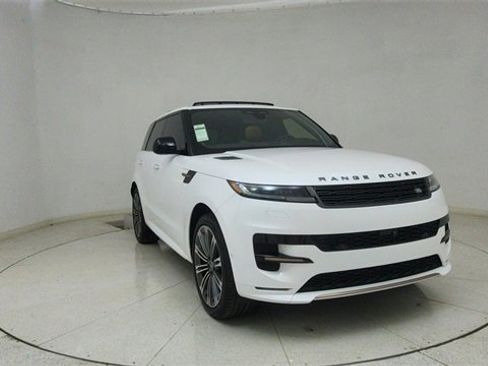 Used 2024 Land Rover Range Rover Sport Dynamic SE image 67