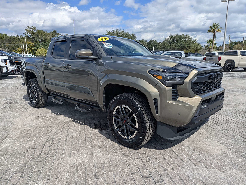 Used 2026 Toyota Tacoma TRD Sport w/ TRD Sport Upgrade Package RWD image 5