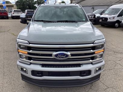 New 2026 Ford F350 Platinum w/ Platinum Plus Package
