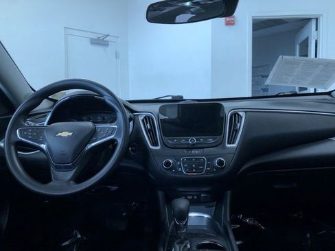Used 2024 Chevrolet Malibu LT image 10