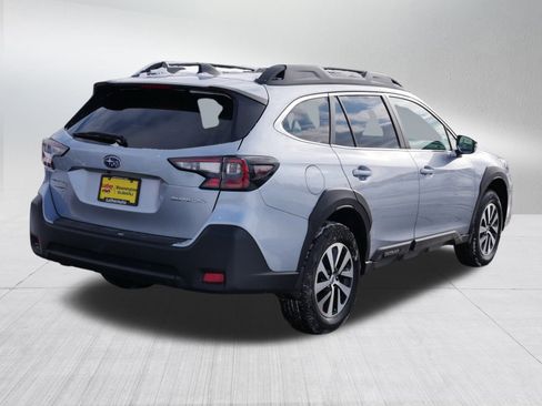 Certified 2025 Subaru Outback Premium image 7