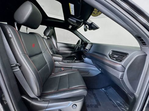 Used 2023 Dodge Durango R/T image 31