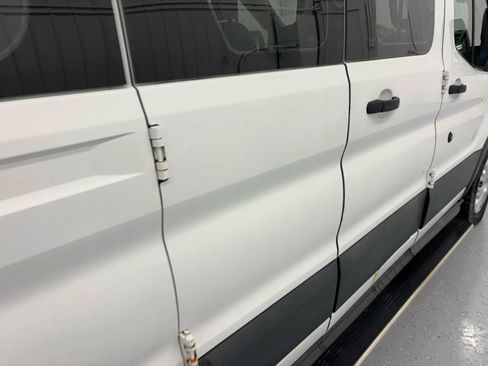 Used 2015 Ford Transit 350 XLT RWD image 22