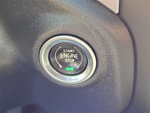 Certified 2022 GMC Sierra 1500 Elevation image 29