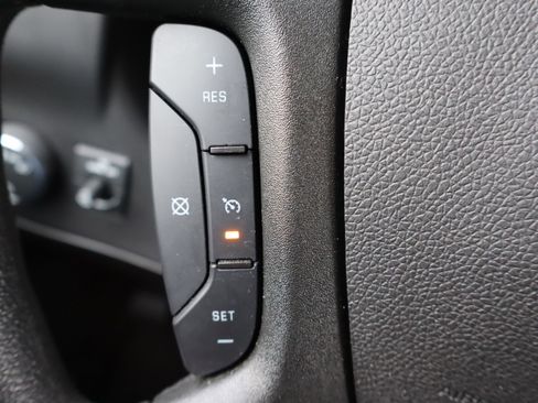 Used 2024 GMC Savana 2500 w/ Driver Convenience Package image 21