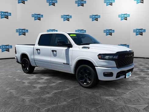 Used 2025 RAM 1500 Big Horn AWD/4WD image 8