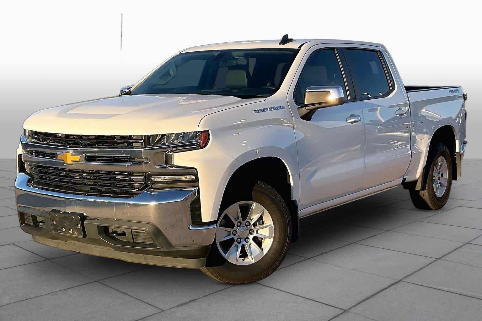 Used 2021 Chevrolet Silverado 1500 LT w/ Convenience Package II AWD/4WD image 2