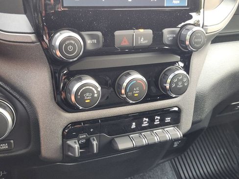 New 2026 RAM 1500 Warlock AWD/4WD image 19
