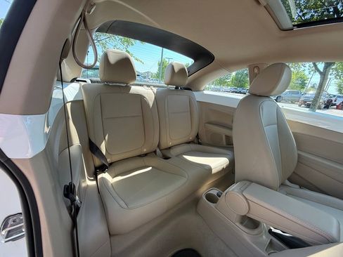 Used 2016 Volkswagen Beetle 1.8T SEL FWD image 23