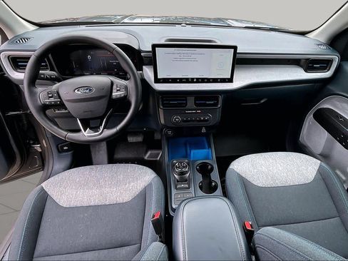 Used 2025 Ford Maverick XLT w/ XLT Luxury Package AWD/4WD image 16