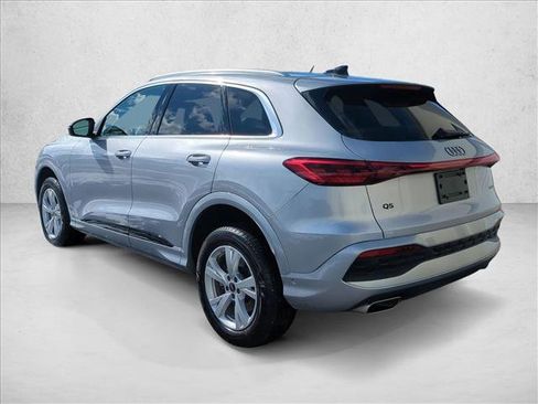 Certified 2025 Audi Q5 Premium w/ Convenience Package AWD/4WD image 9