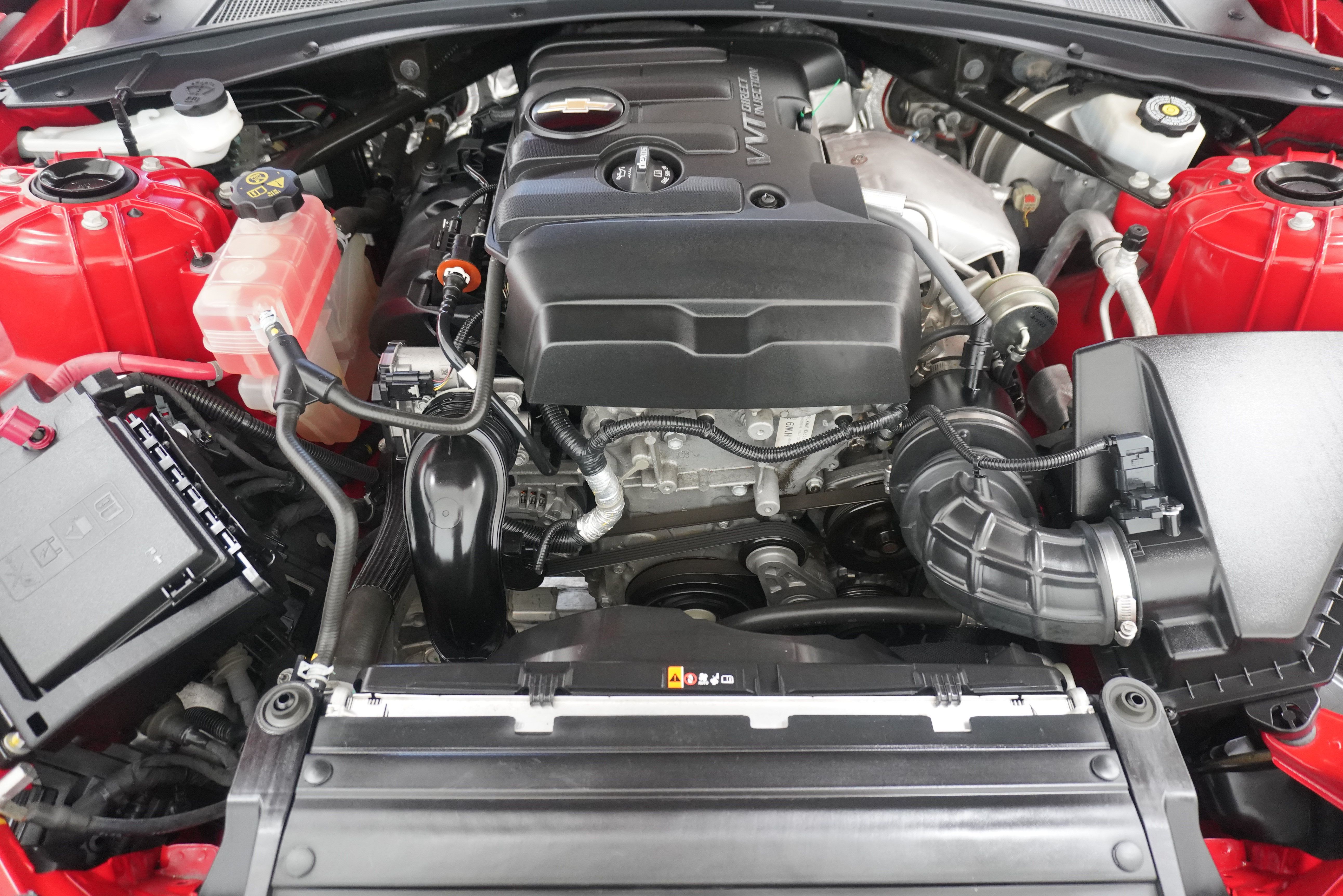 Used 2020 Chevrolet Camaro LT w/ RS Package RWD image 28