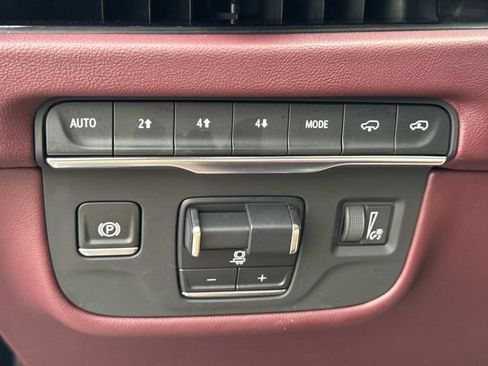 Used 2025 Cadillac Escalade Sport w/ Touring Package AWD/4WD image 32