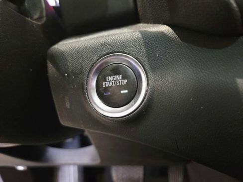 Certified 2022 GMC Terrain SLE w/ Driver Convenience Package image 28