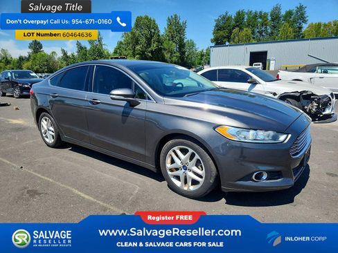 Used 2015 Ford Fusion SE w/ Equipment Group 202A FWD image 5