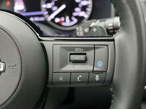 Used 2023 Nissan Rogue SV w/ SV Premium Package image 21