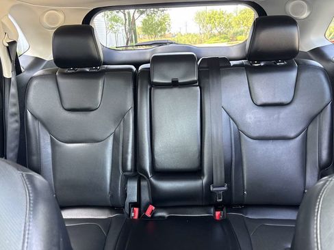 Used 2017 Ford Edge Titanium w/ Equipment Group 302A AWD/4WD image 30