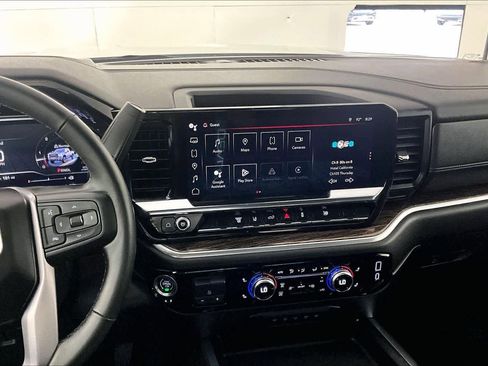 Certified 2025 GMC Sierra 3500 SLE w/ SLE Value Package AWD/4WD image 7