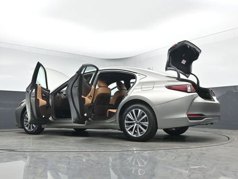 Used 2021 Lexus ES 250 w/ Premium Package AWD/4WD image 50