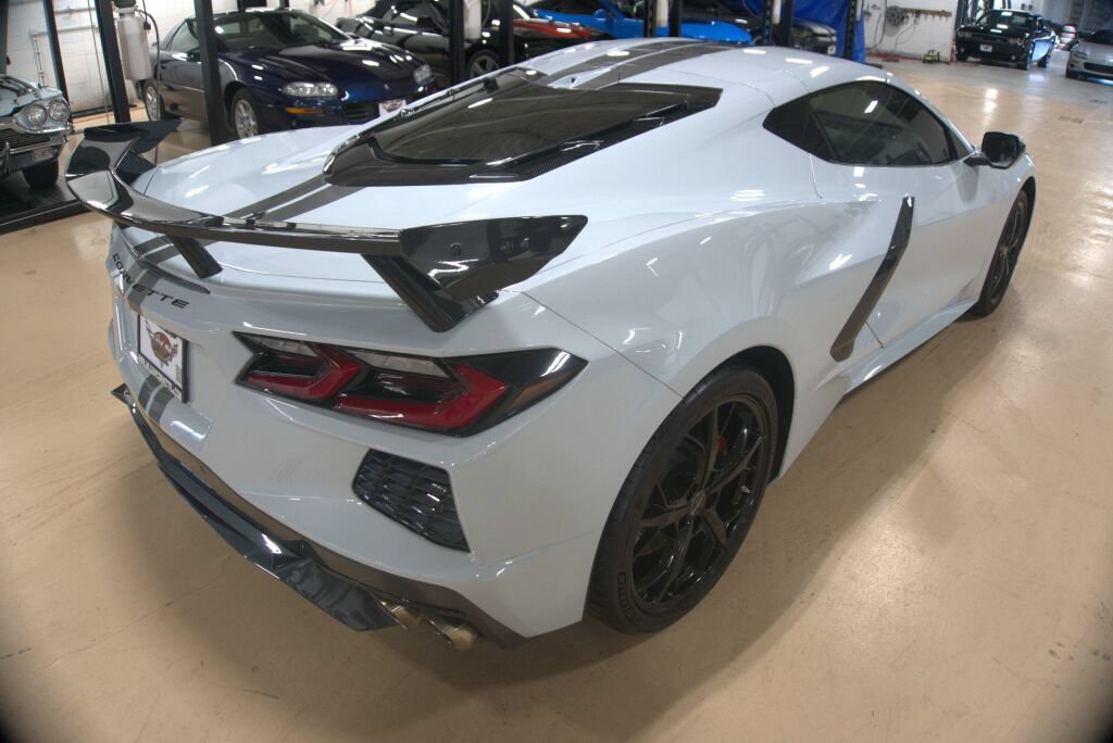 Used 2020 Chevrolet Corvette Stingray Premium Cpe w/ 3LT Preferred Equipment Group RWD image 5
