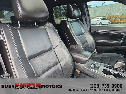 Used 2021 Jeep Grand Cherokee Limited AWD/4WD image 43