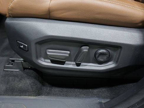 Used 2022 Toyota Tundra 1794 Edition w/ Advanced Package AWD/4WD image 12