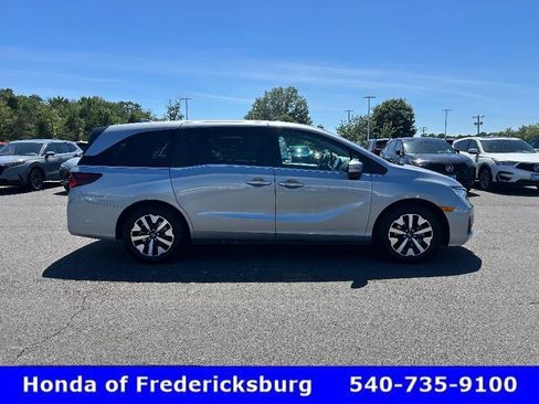 Used 2026 Honda Odyssey Touring image 6
