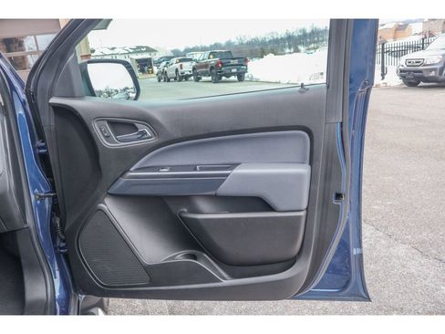 Used 2019 Chevrolet Colorado Z71 image 12