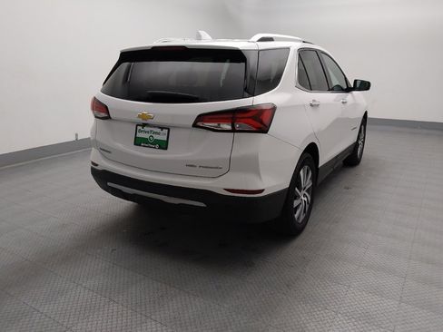 Used 2024 Chevrolet Equinox Premier AWD/4WD image 7