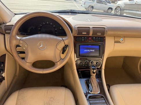 Used 2003 Mercedes-Benz C 240 Sedan image 17