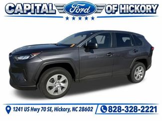 Used 2022 Toyota RAV4 LE FWD video 1