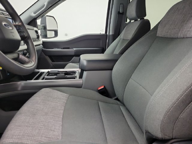 Used 2024 Ford F250 XLT AWD/4WD image 21