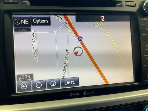 Used 2015 Toyota Highlander Limited Platinum image 16