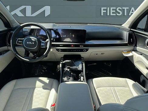 New 2025 Kia Sorento EX w/ Panoramic Sunroof Package image 13