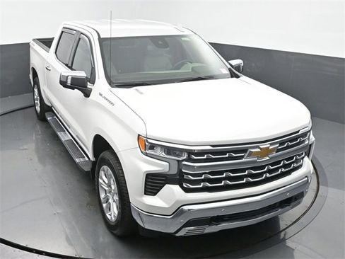 Used 2025 Chevrolet Silverado 1500 LTZ image 45