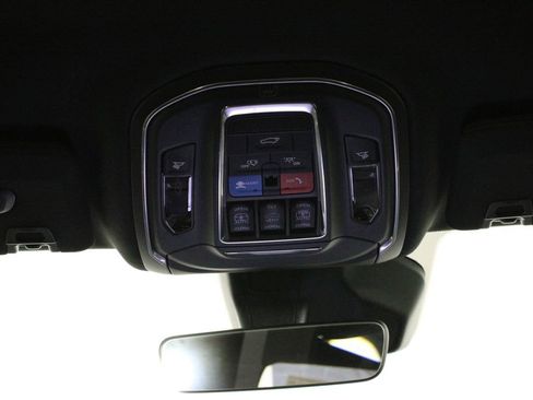 New 2025 Jeep Grand Cherokee L Limited w/ Black Appearance Package image 34