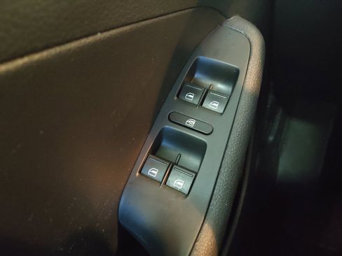Used 2018 Volkswagen Jetta Wolfsburg Edition FWD image 27