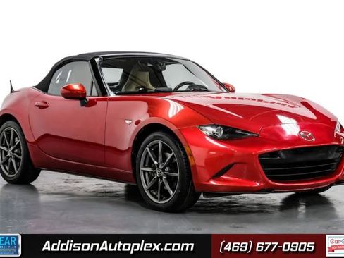 Used 2016 MAZDA MX-5 Miata Grand Touring image 1