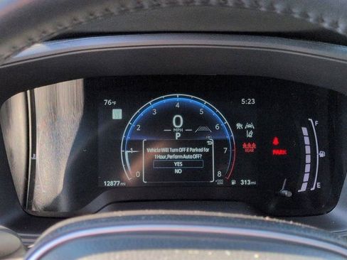 Certified 2025 Toyota Corolla SE w/ SE Premium Package FWD image 11