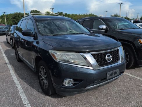 Used 2013 Nissan Pathfinder Platinum w/ Platinum Premium Pkg AWD/4WD image 6