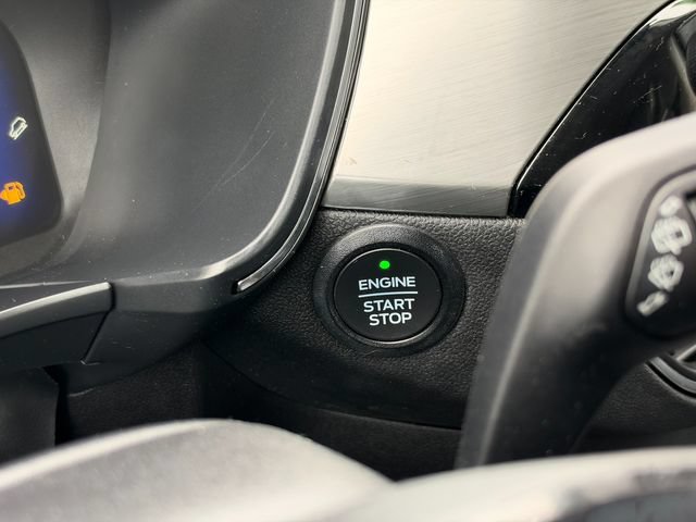 Used 2022 Ford Escape Titanium FWD image 35