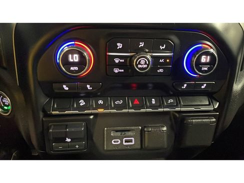 Used 2021 Chevrolet Silverado 1500 LT AWD/4WD image 14