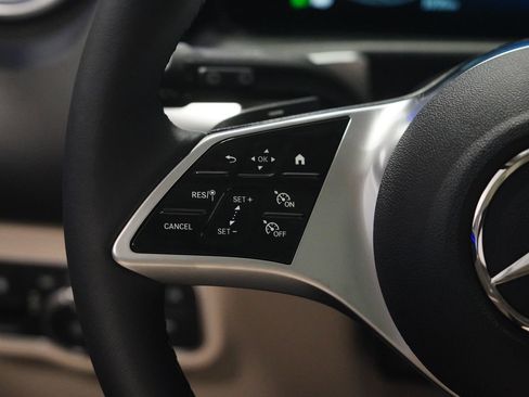 New 2026 Mercedes-Benz GLB 250 4MATIC image 19