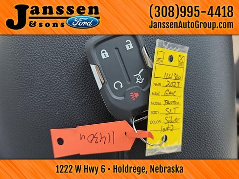 Used 2023 GMC Terrain SLT AWD/4WD image 35