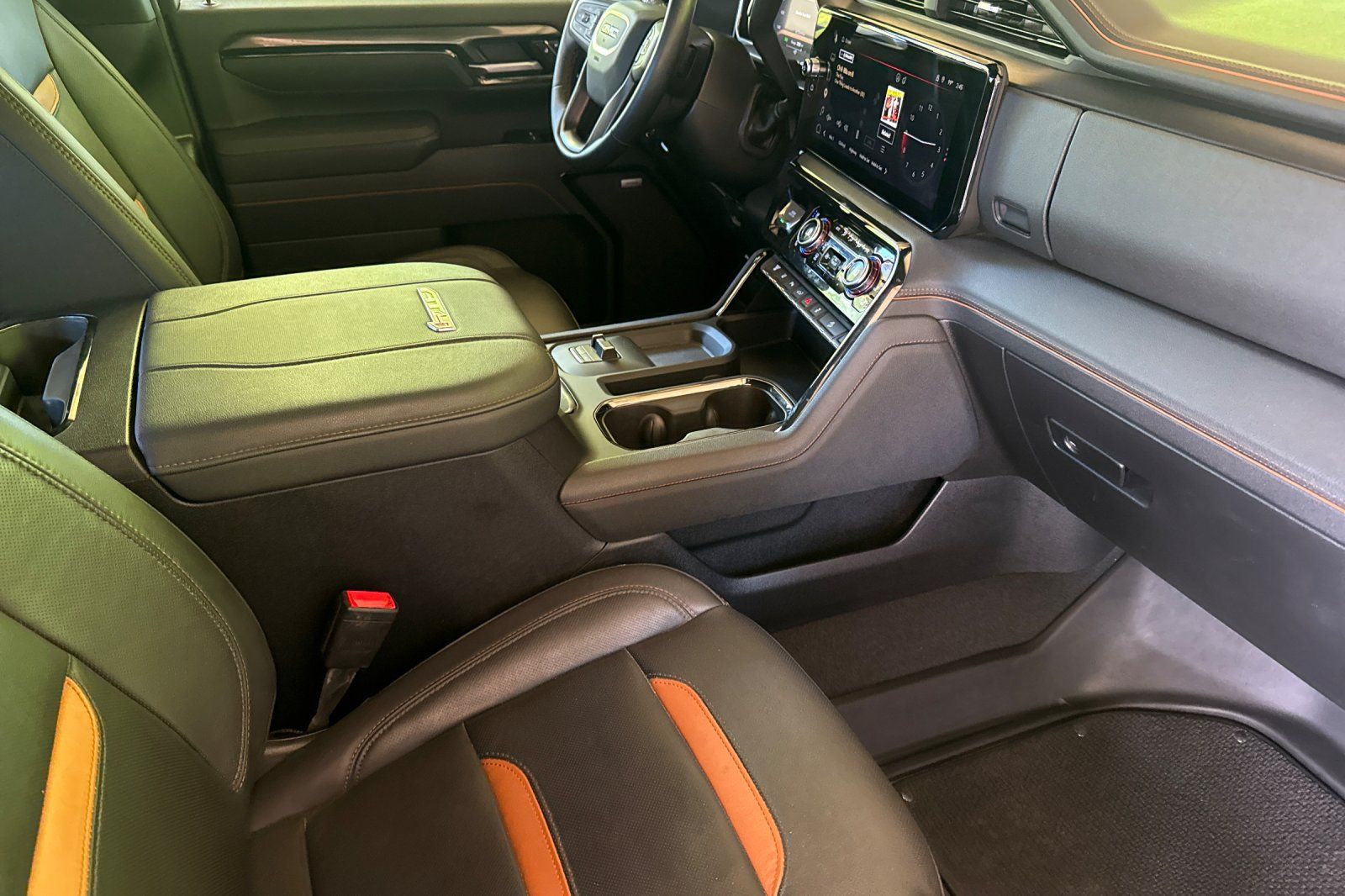Used 2026 GMC Sierra 2500 AT4 AWD/4WD image 19