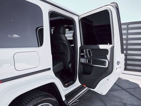 Used 2025 Mercedes-Benz G 63 AMG 4MATIC image 28