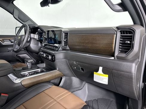 New 2026 Chevrolet Silverado 1500 High Country AWD/4WD image 30