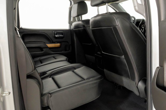 Used 2018 Chevrolet Silverado 1500 LTZ w/ Sport Package AWD/4WD image 38